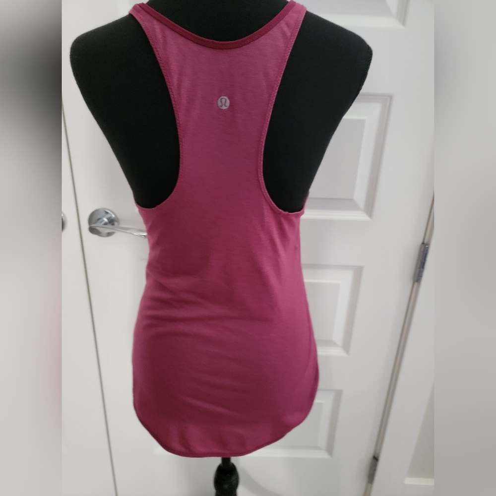 Lululemon top
